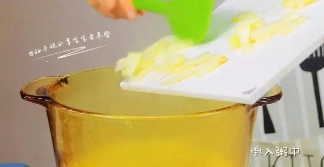 红枣梨粥步骤5