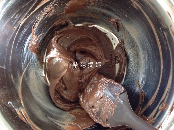 小鸭子蛋糕卷步骤5
