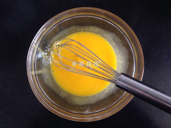 小鸭子蛋糕卷步骤10