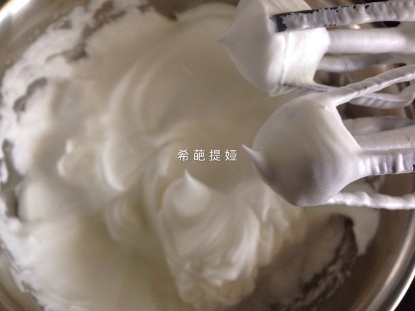 小鸭子蛋糕卷步骤15