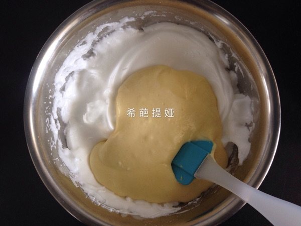 小鸭子蛋糕卷步骤17
