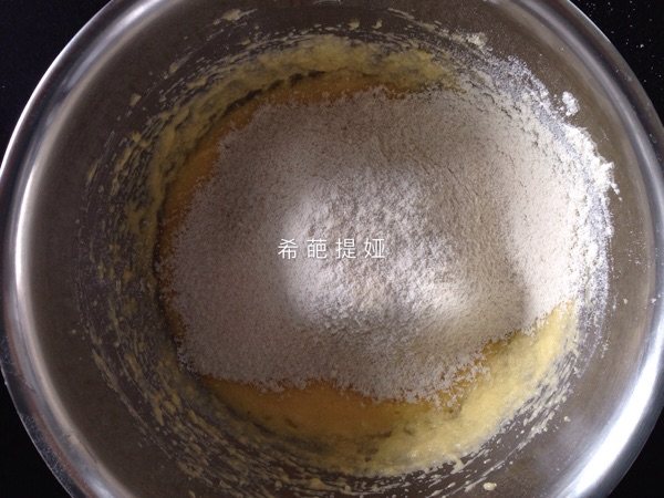 蔓越莓杏仁圈饼步骤5