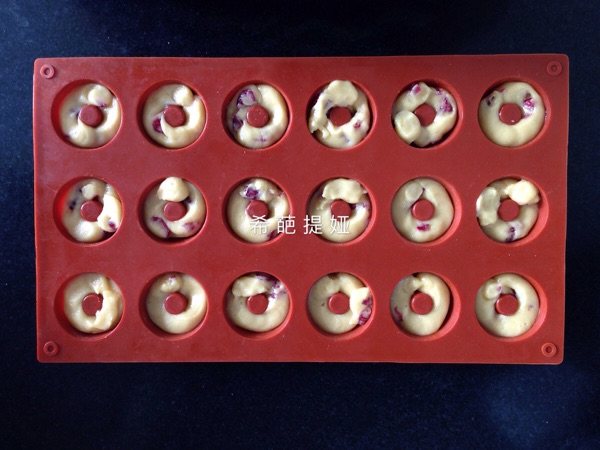 蔓越莓杏仁圈饼步骤9