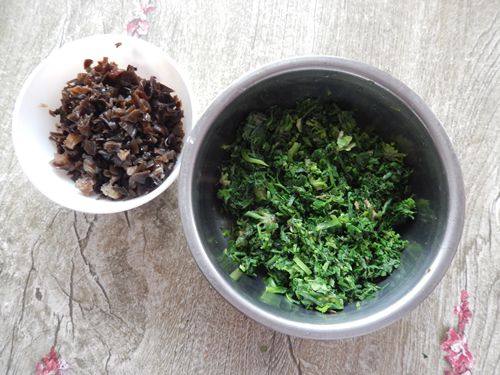 黑木耳荠菜粥步骤4