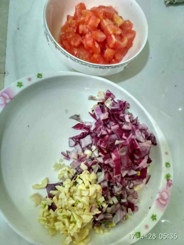 牛肉番茄烟斗意面步骤3