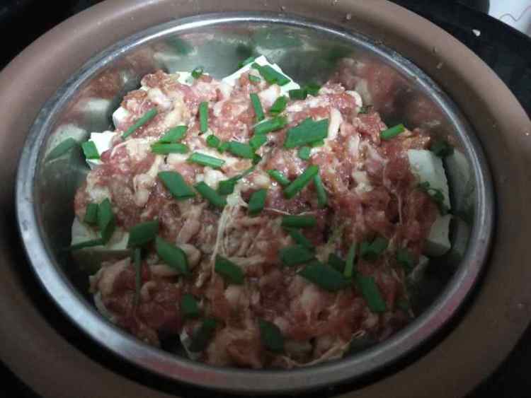 肉饼蒸黑豆腐步骤5