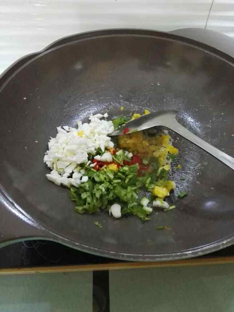 避风塘大虾步骤8
