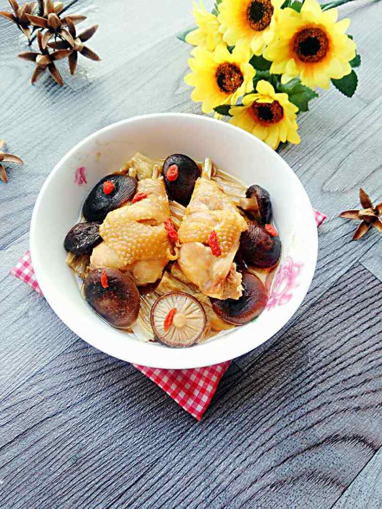 香菇蒸鸡腿步骤6