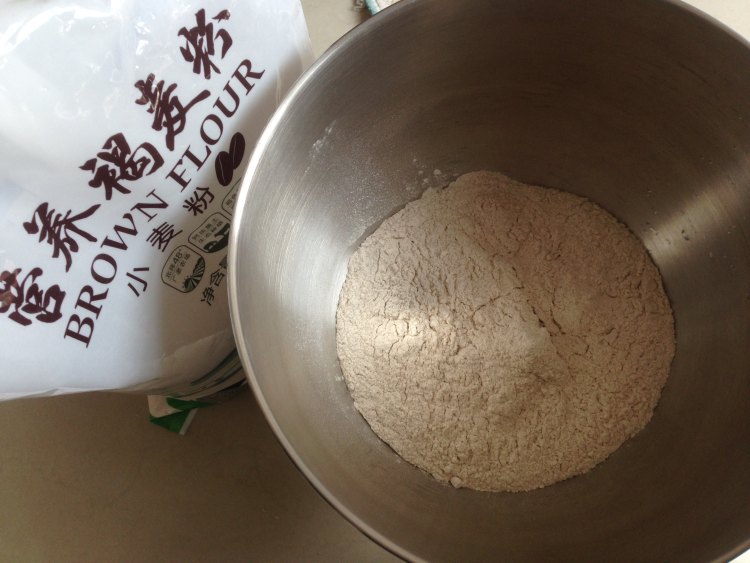 厨师机版褐麦面条步骤1