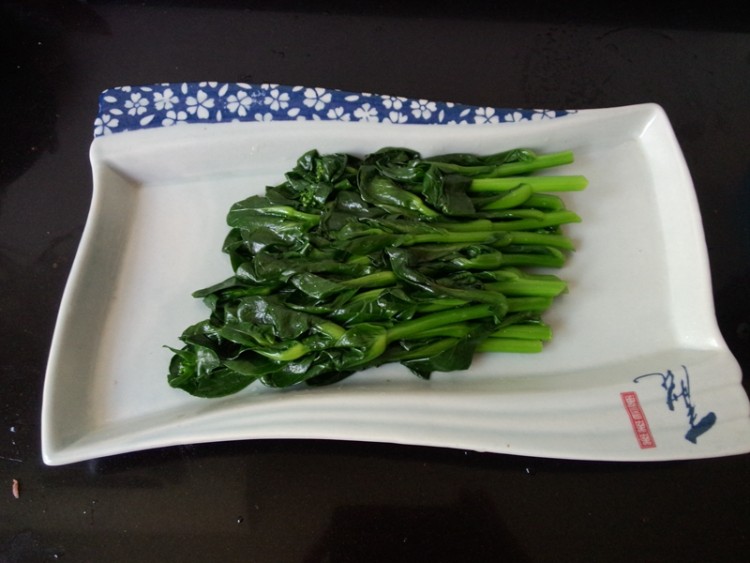 蚝油虾仁菜薹步骤10