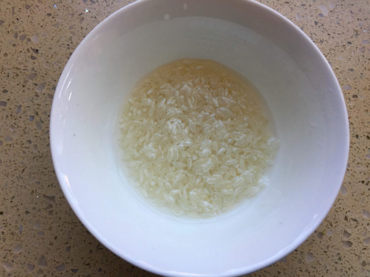 彩疏鸡肉粥步骤2