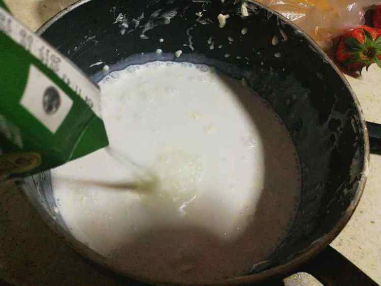 草莓红豆椰奶冻步骤2