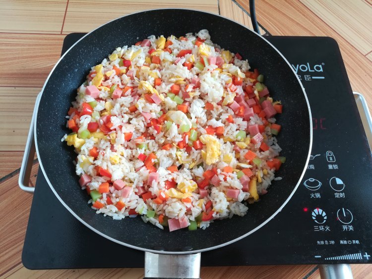 菠萝蛋炒饭步骤14