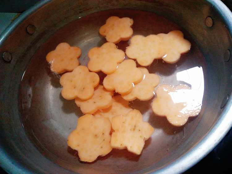 莴笋腊肉便当步骤4