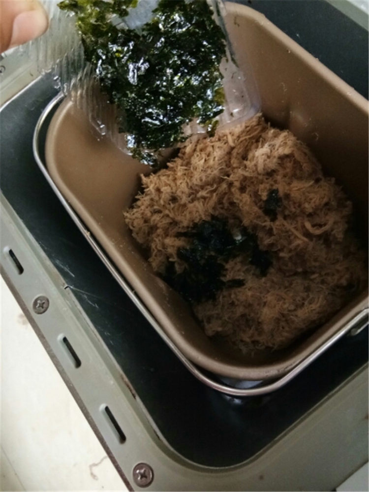 海苔肉松步骤7