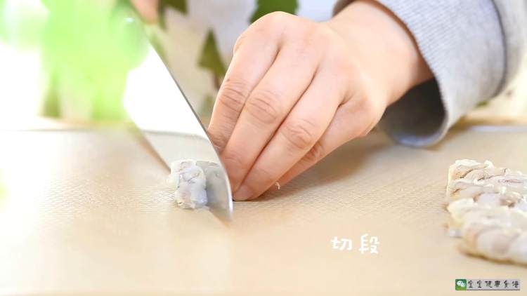 宝宝辅食食谱  翡翠虾步骤6