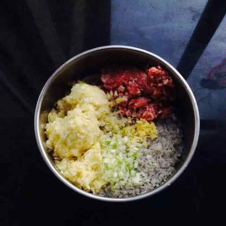 粉丝白菜肉饺子步骤4