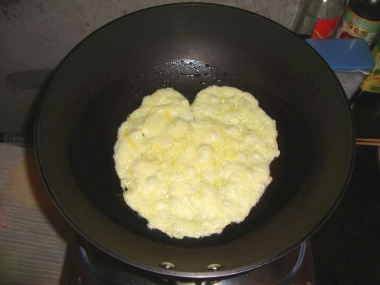 蒜香红苋蛋炒饭步骤3