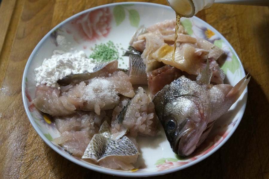 水溜鲈鱼步骤7