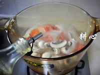 猪肝蘑菇番茄汤步骤12