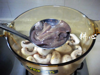 猪肝蘑菇番茄汤步骤10