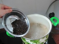 紫菜瘦肉蛋花汤步骤4