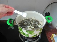 紫菜瘦肉蛋花汤步骤6