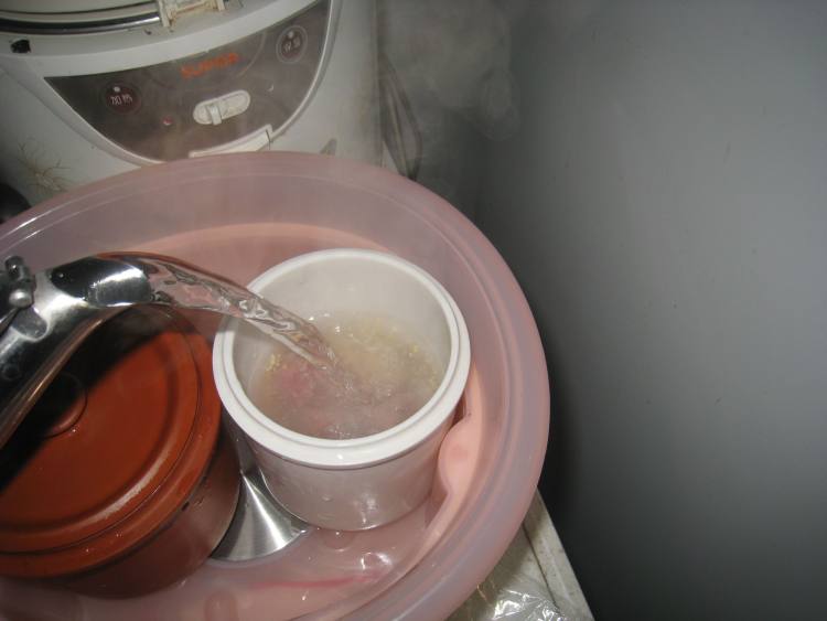 瑶柱瘦肉二米粥步骤6
