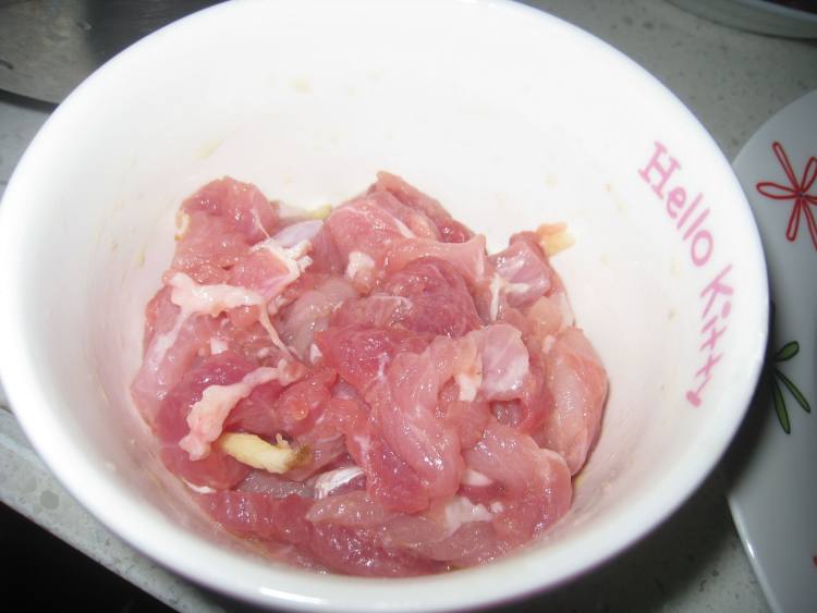 瑶柱瘦肉二米粥步骤1