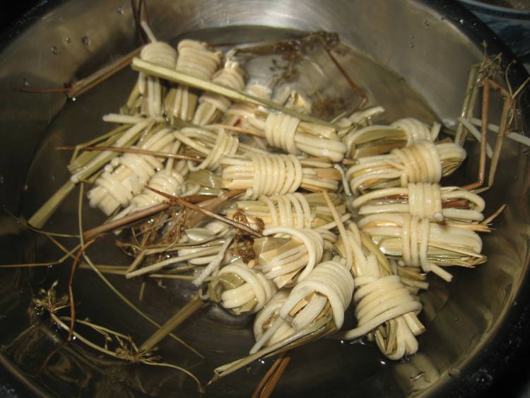 无花果灯芯球瘦肉汤步骤2