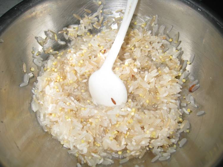 香菇瘦肉粥步骤3