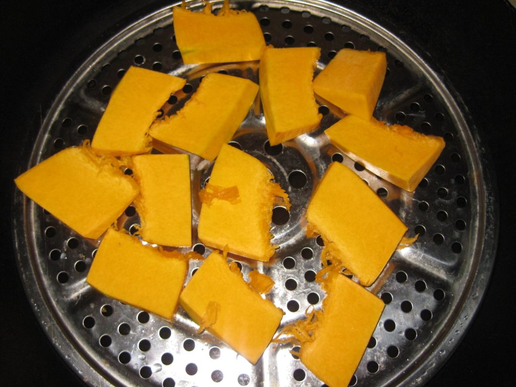 南瓜饼—宝宝美食步骤2