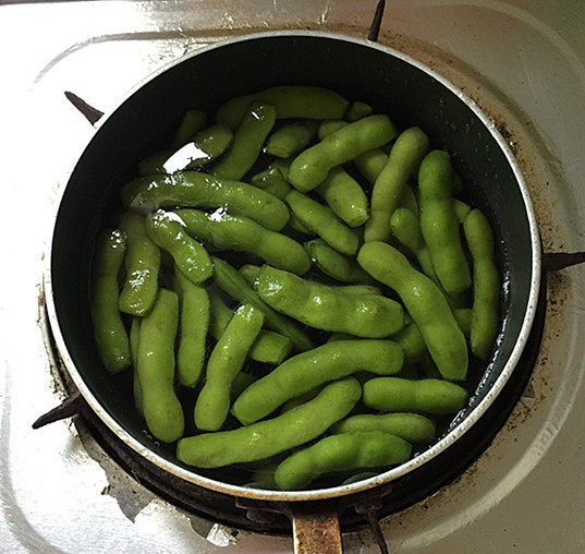 糟卤五香毛豆步骤5