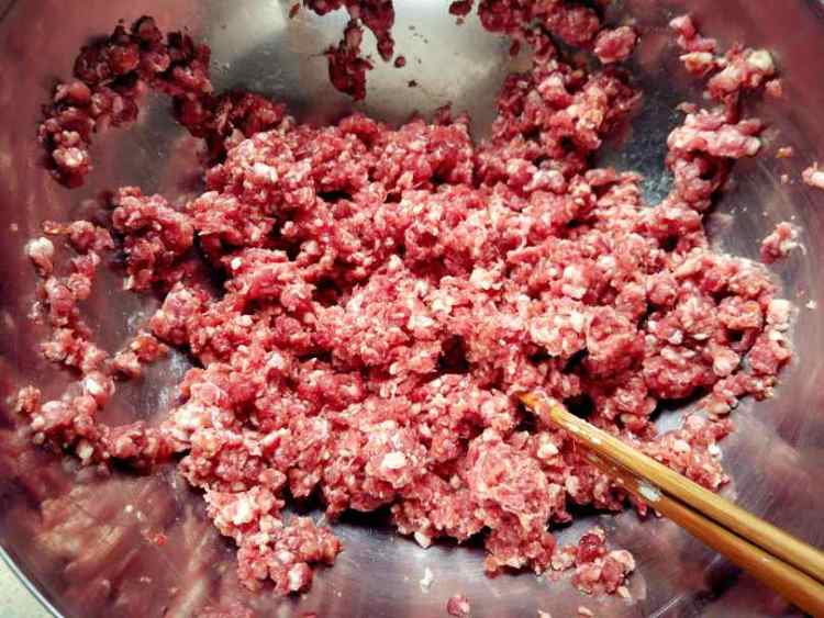 发面牛肉馅饼步骤4