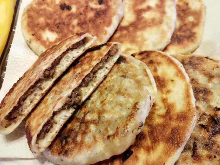 发面牛肉馅饼步骤12