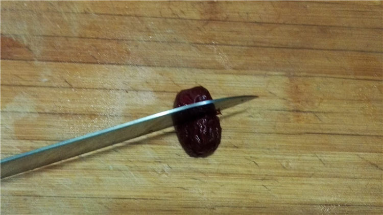 红枣莲子蒸南瓜步骤6