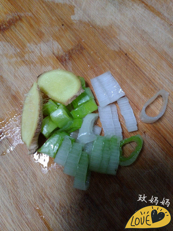 萝卜丝炖虾步骤3