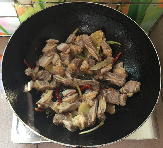 胡萝卜烧牛腩步骤8