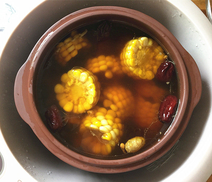 虫草花玉米煲排骨汤步骤16