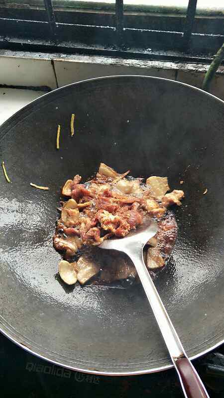 瘦肉炒苦瓜步骤9