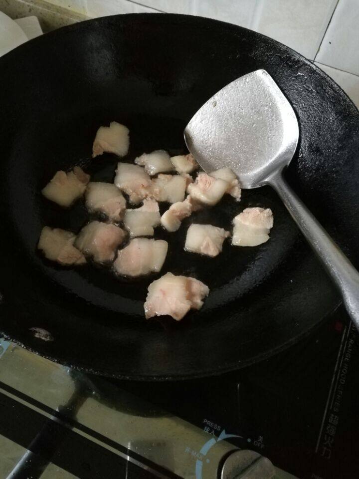 土豆胡萝卜咖哩肉片步骤4