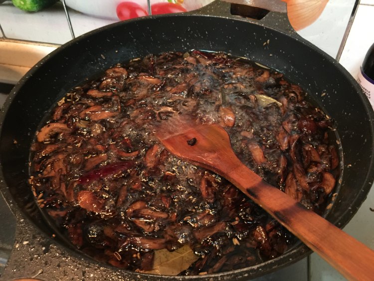 松茸牛肉酱步骤4