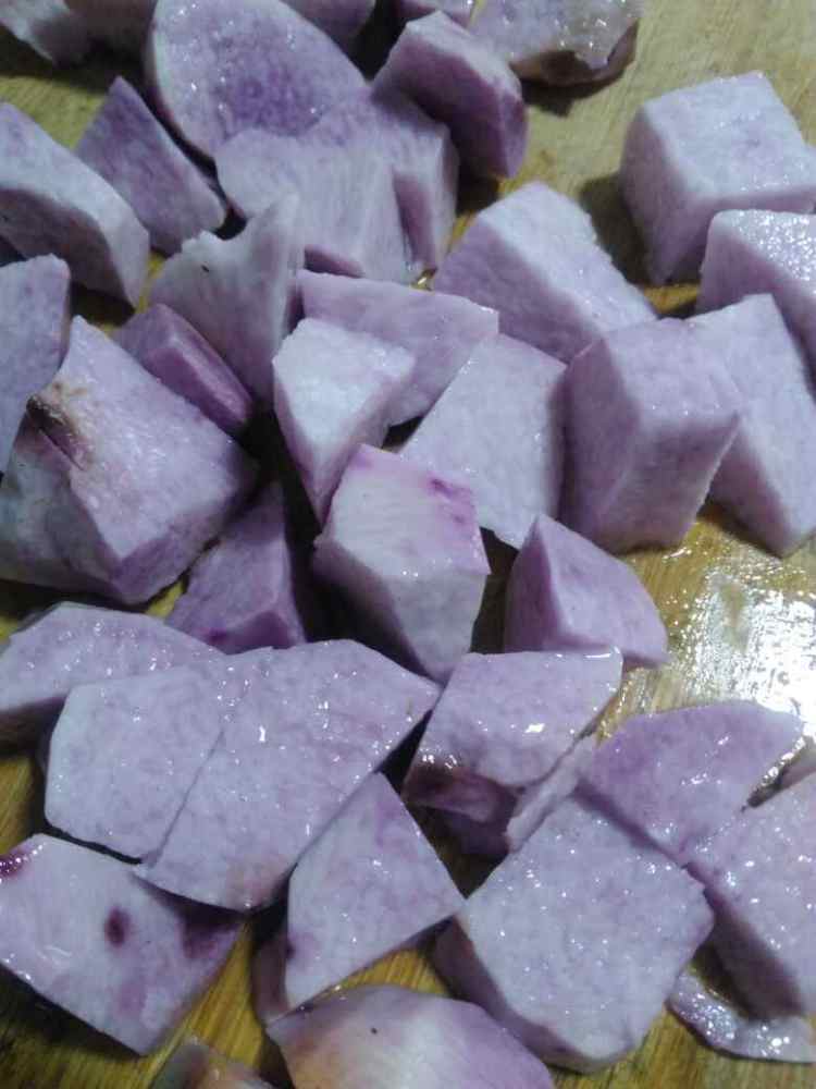 红烧紫大薯步骤2