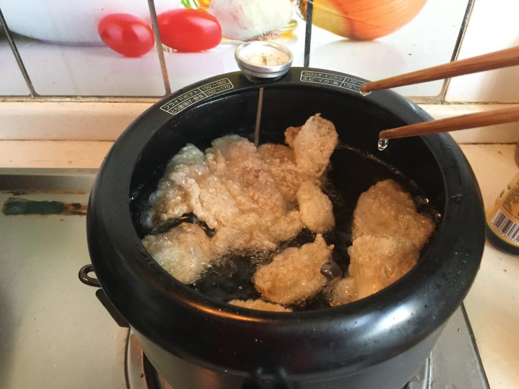 金耳烩鱼肚步骤3