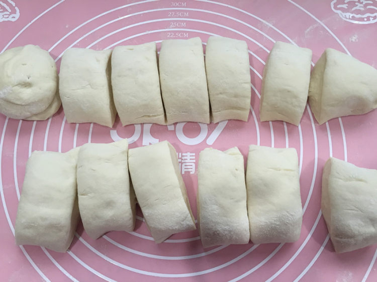 红糖豆沙包步骤7
