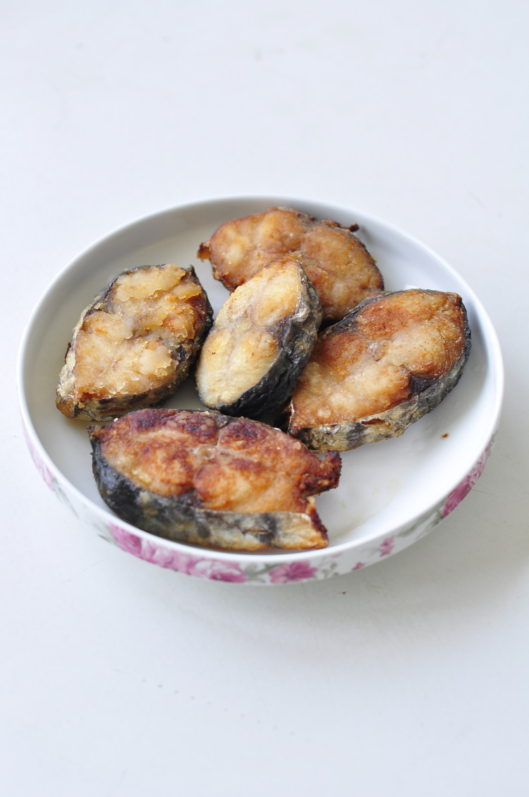 葱烧鲅鱼步骤2
