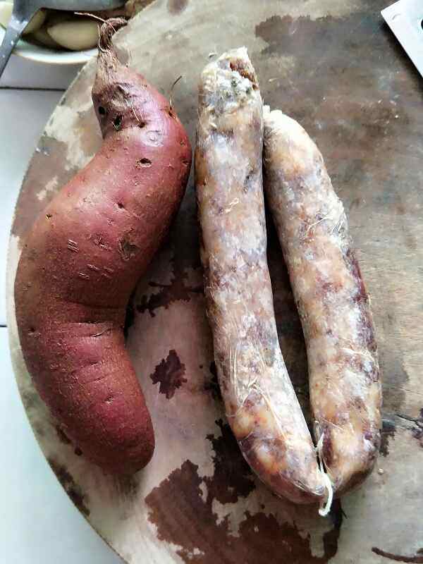 香肠蒸紫薯步骤1