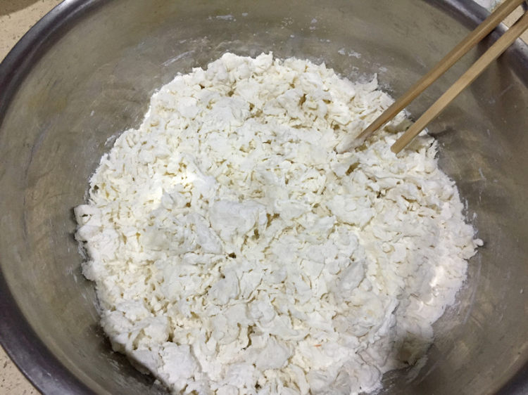 双三鲜水饺步骤1