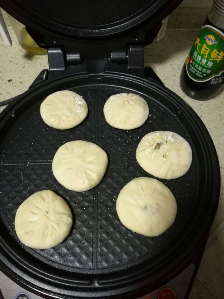 香菜牛肉饼步骤8