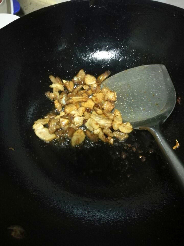 四季豆肉末西红柿鸡蛋步骤2